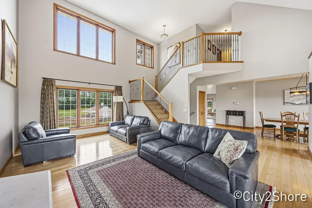 604 28th Avenue Jamestown Charter Township MI 49426