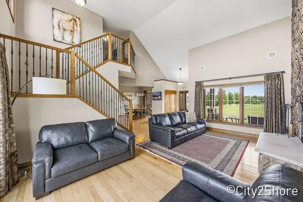 604 28th Avenue Jamestown Charter Township MI 49426