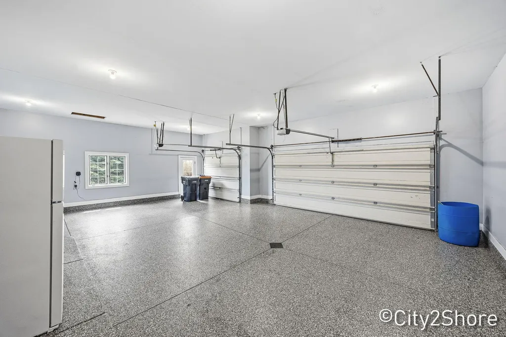 604 28th Avenue Jamestown Charter Township MI 49426