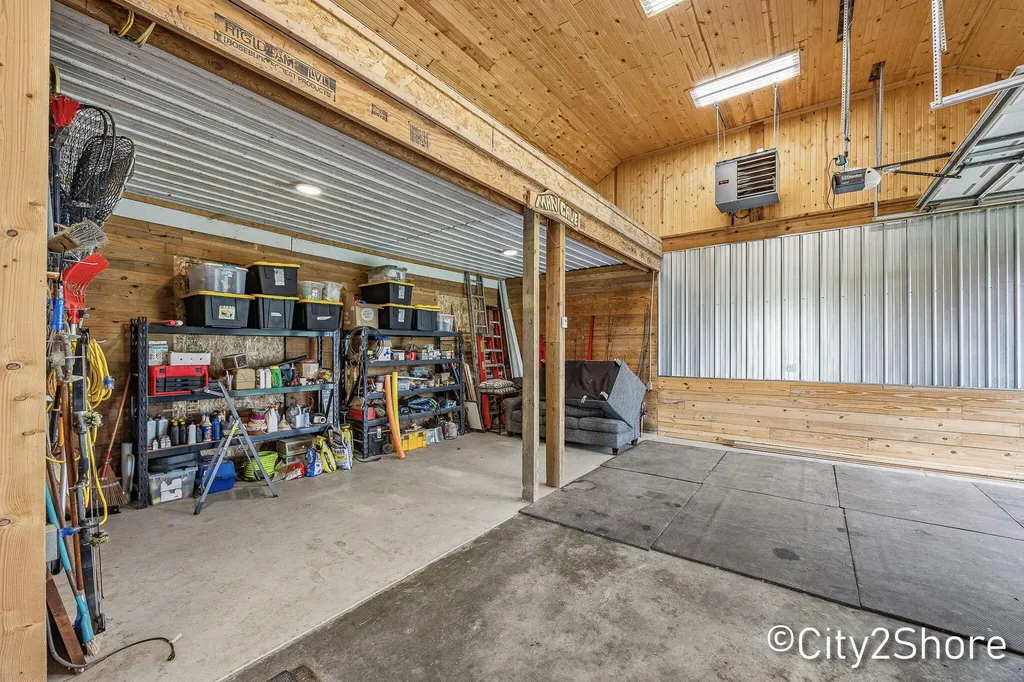604 28th Avenue Jamestown Charter Township MI 49426