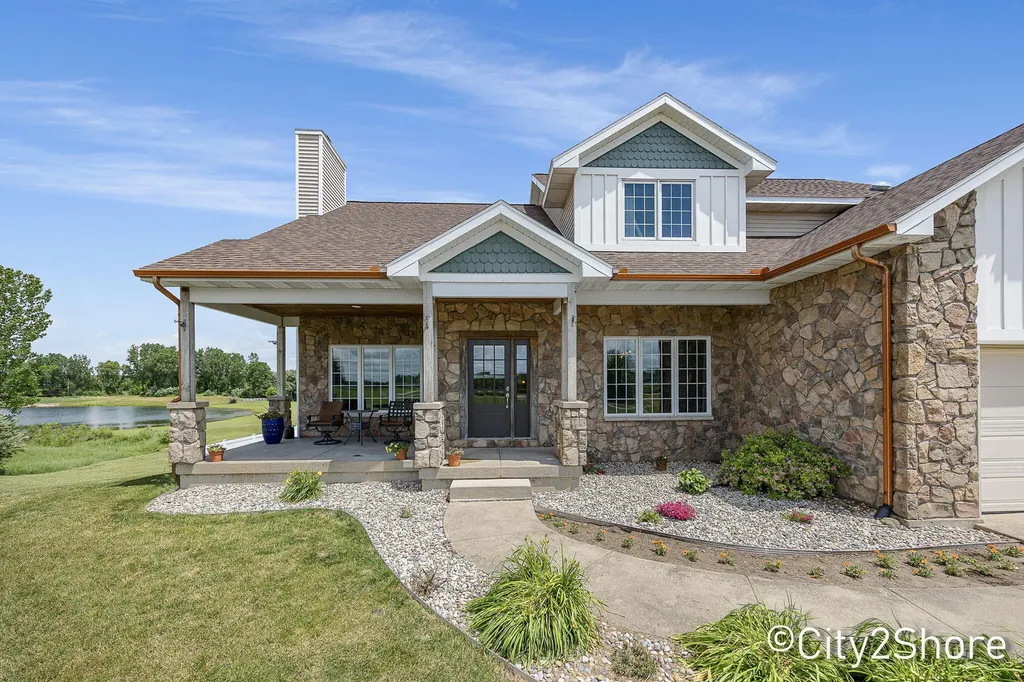 604 28th Avenue Jamestown Charter Township MI 49426