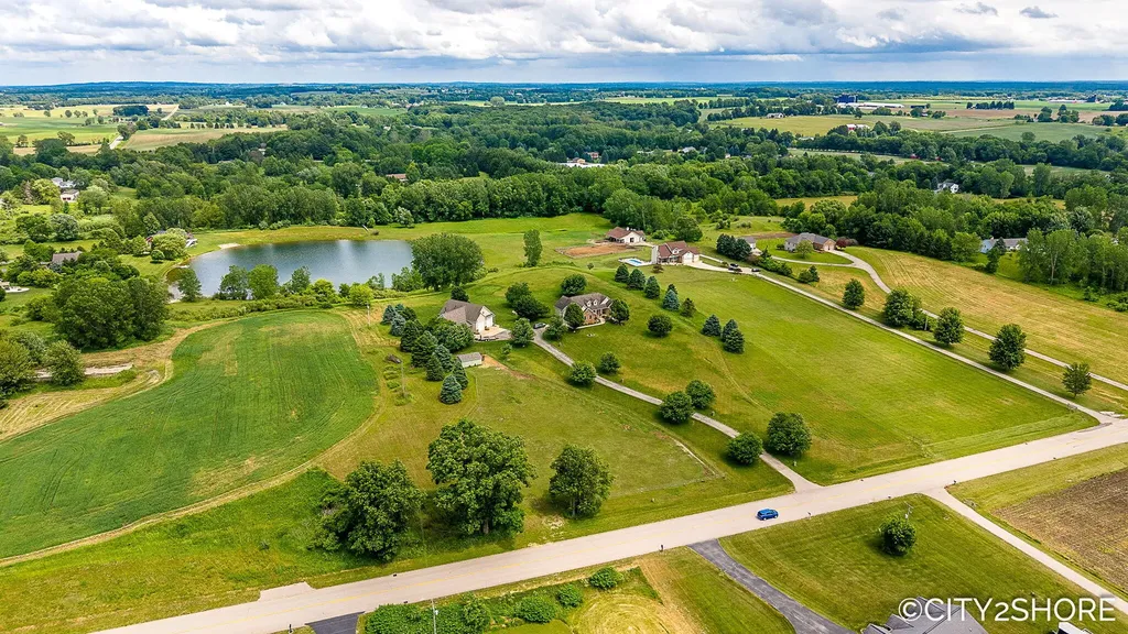 604 28th Avenue Jamestown Charter Township MI 49426