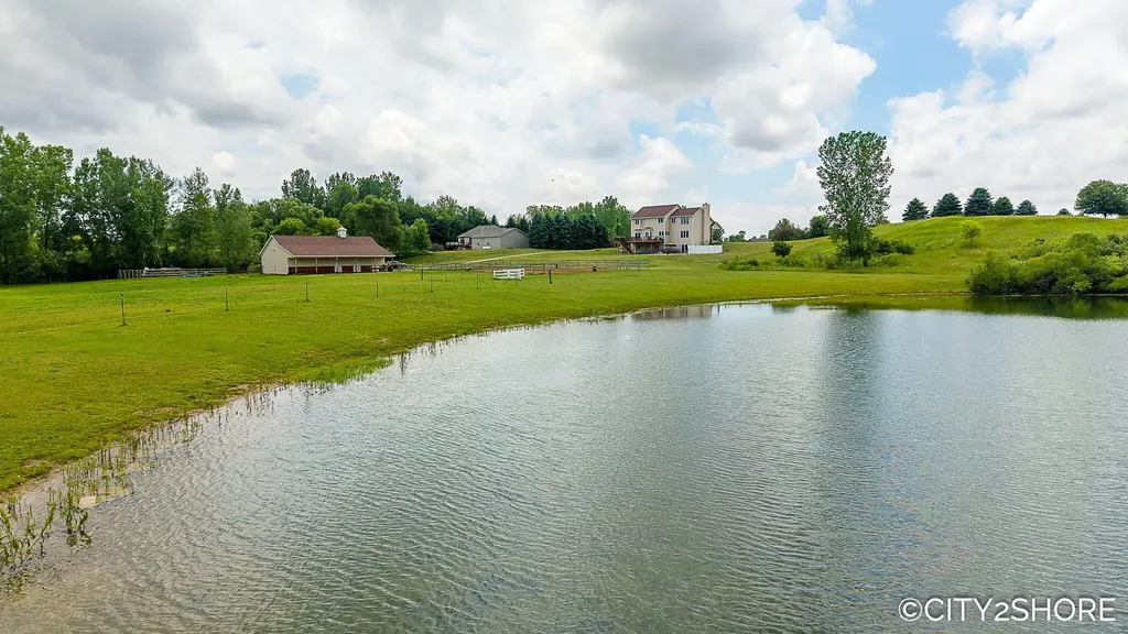 604 28th Avenue Jamestown Charter Township MI 49426