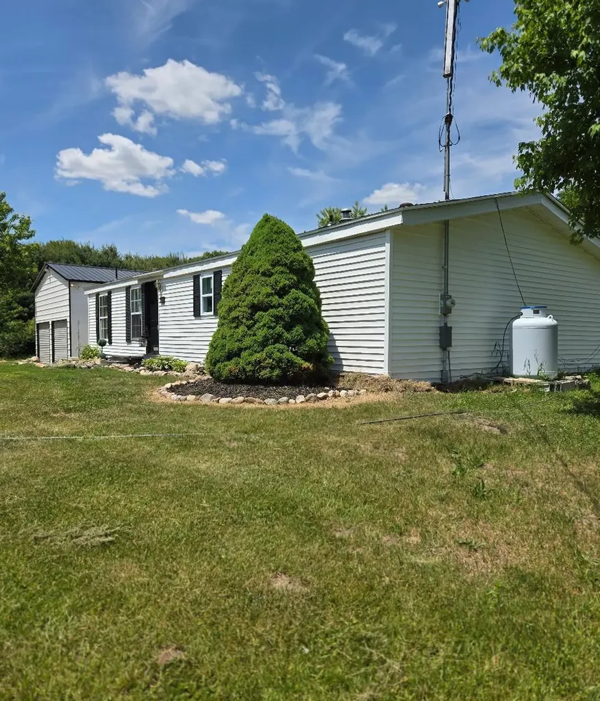 475 Tyler Road Wayland Township MI 49348