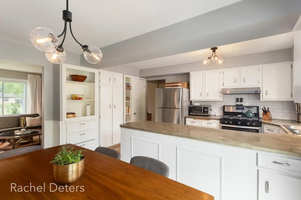 1930 Sherwood Avenue SE Grand Rapids City MI 49506