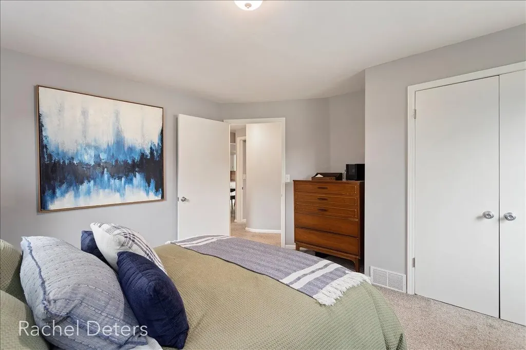 1930 Sherwood Avenue SE Grand Rapids City MI 49506