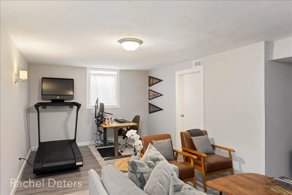 1930 Sherwood Avenue SE Grand Rapids City MI 49506