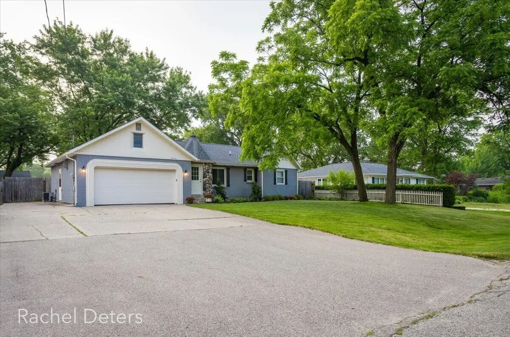1930 Sherwood Avenue SE Grand Rapids City MI 49506