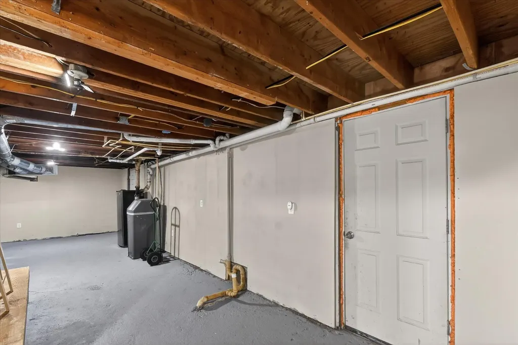 10260 N Ferris Road Seville Township MI 48877