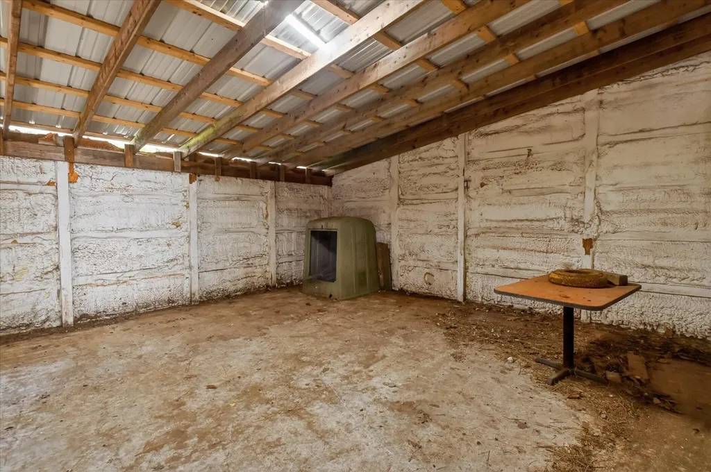10260 N Ferris Road Seville Township MI 48877