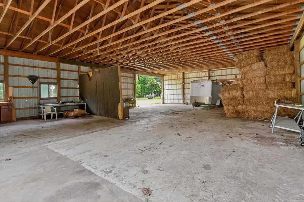 10260 N Ferris Road Seville Township MI 48877