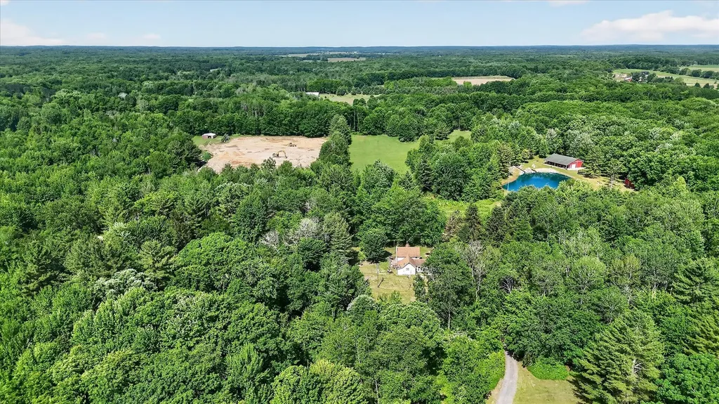 10260 N Ferris Road Seville Township MI 48877