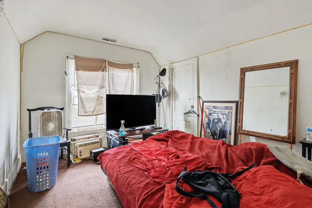 1246 Alpine Avenue NW Grand Rapids City MI 49504
