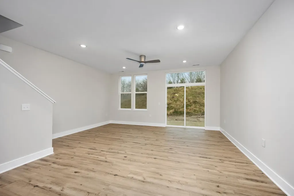 2221 Watertown Way NE Grand Rapids City MI 49505