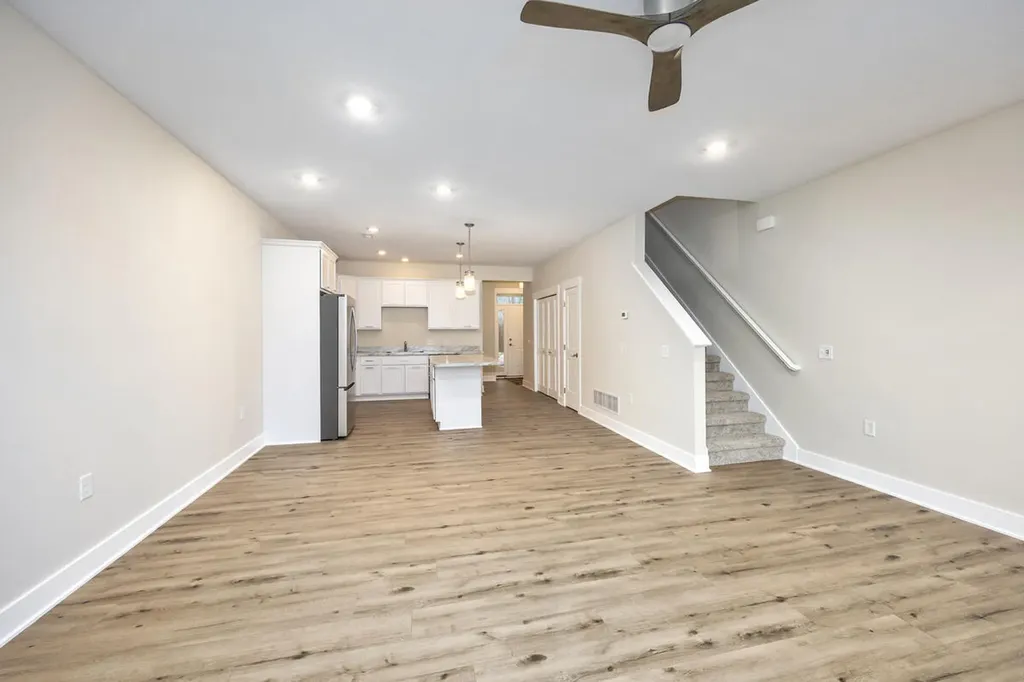 2221 Watertown Way NE Grand Rapids City MI 49505