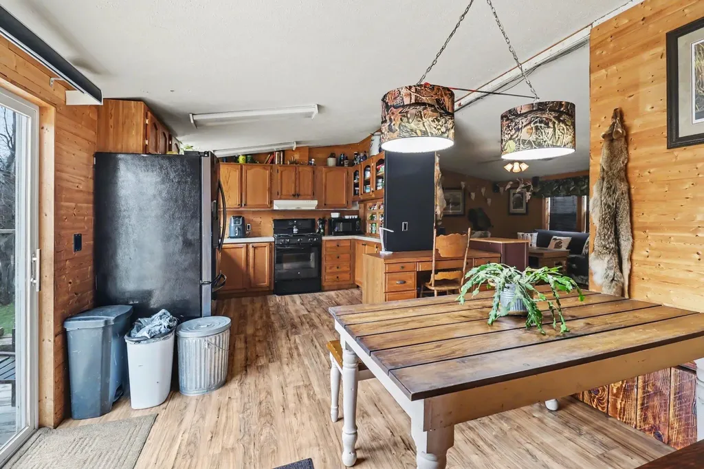 1723 W Warren Road Shelby Township MI 49455