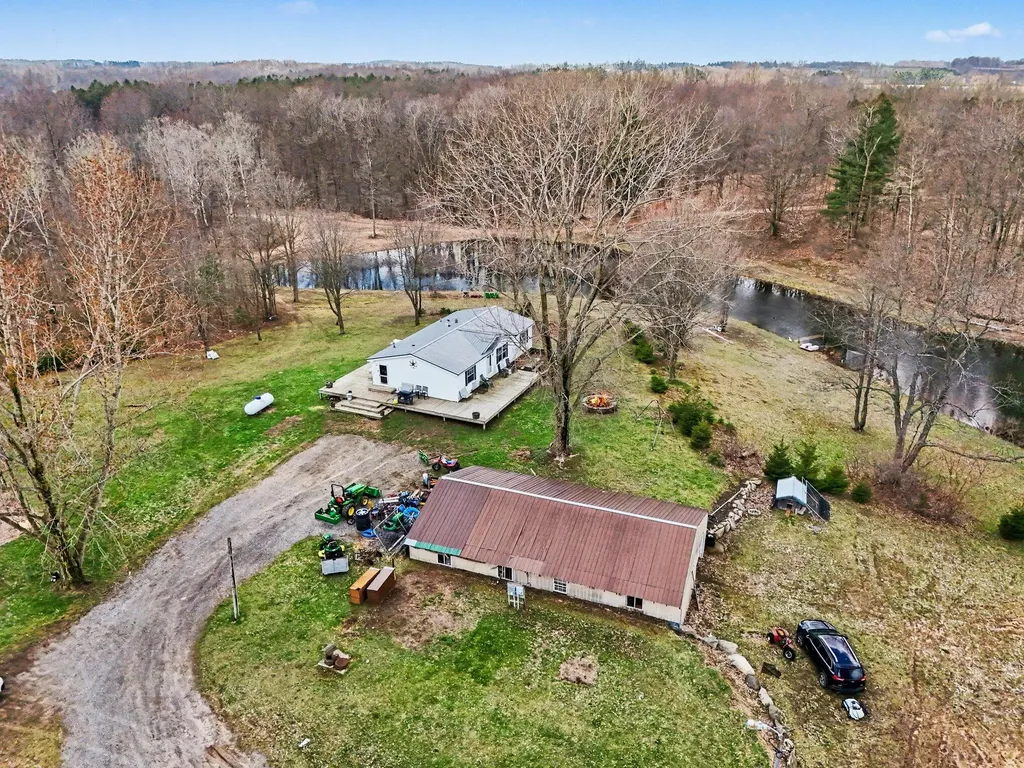 1723 W Warren Road Shelby Township MI 49455