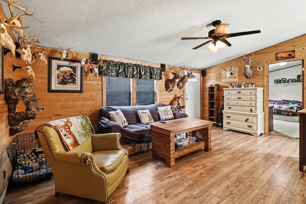1723 W Warren Road Shelby Township MI 49455