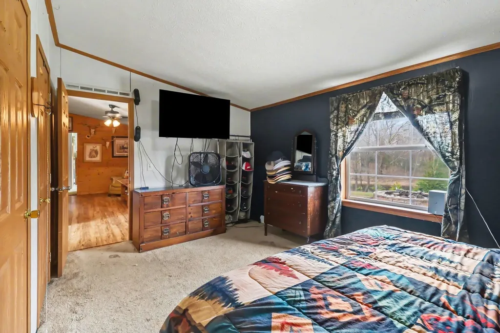 1723 W Warren Road Shelby Township MI 49455