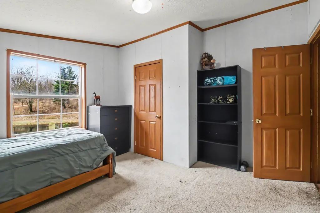 1723 W Warren Road Shelby Township MI 49455