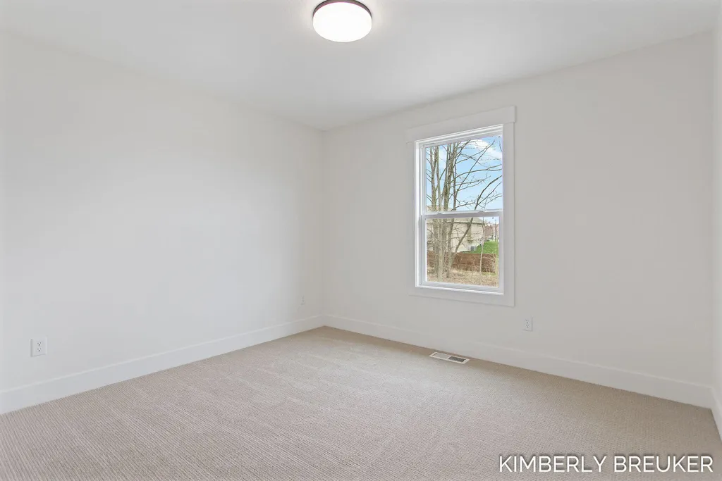 11782 Everett Avenue Allendale Charter Township MI 49401