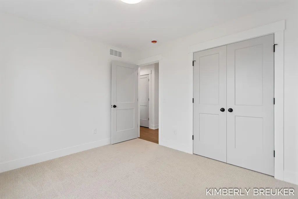 11782 Everett Avenue Allendale Charter Township MI 49401
