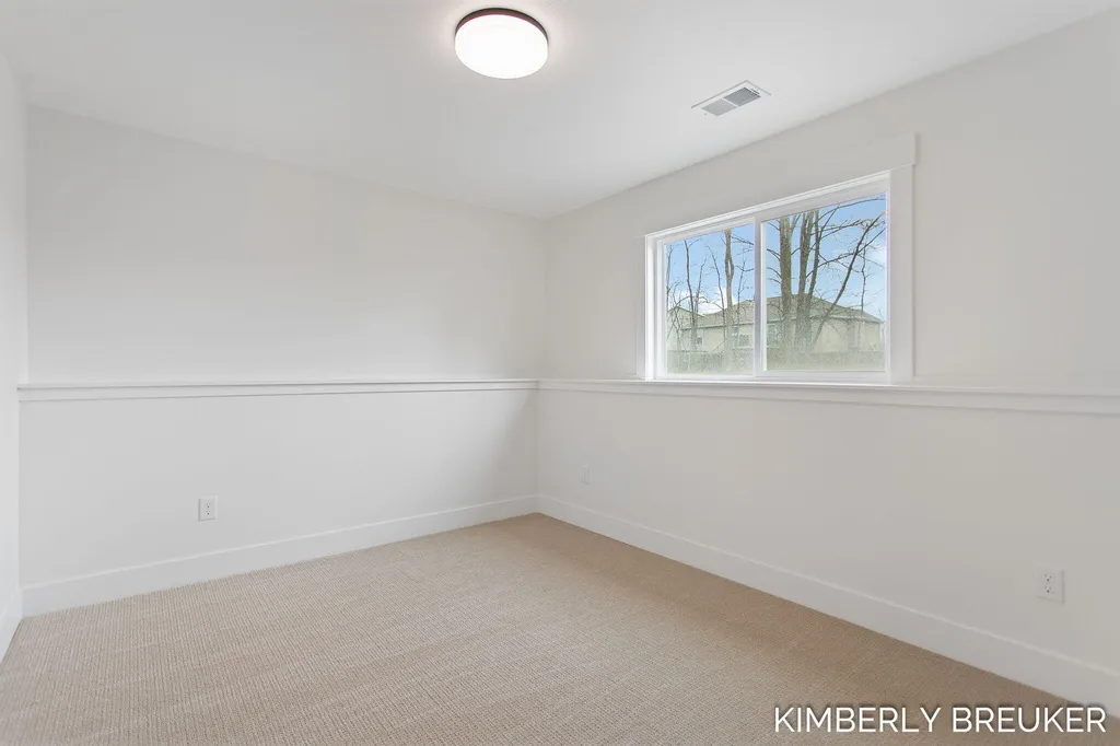 11782 Everett Avenue Allendale Charter Township MI 49401