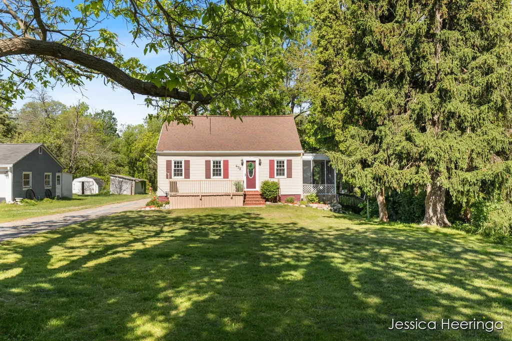 475 Northland Court NE Rockford City MI 49341