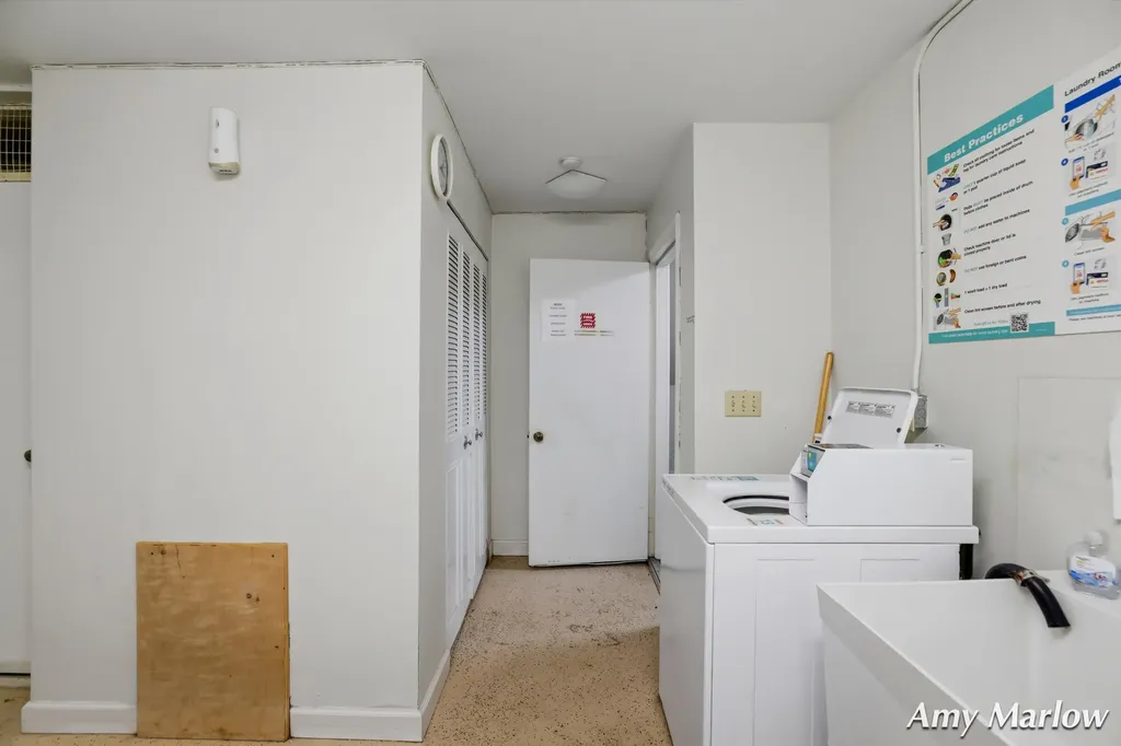 6716 Cascade Road SE Cascade Charter Township MI 49546