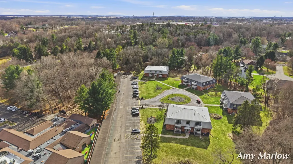 6716 Cascade Road SE Cascade Charter Township MI 49546