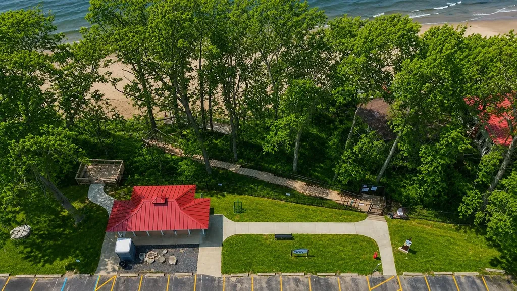 3048 Park Drive Unknown City MI 49406
