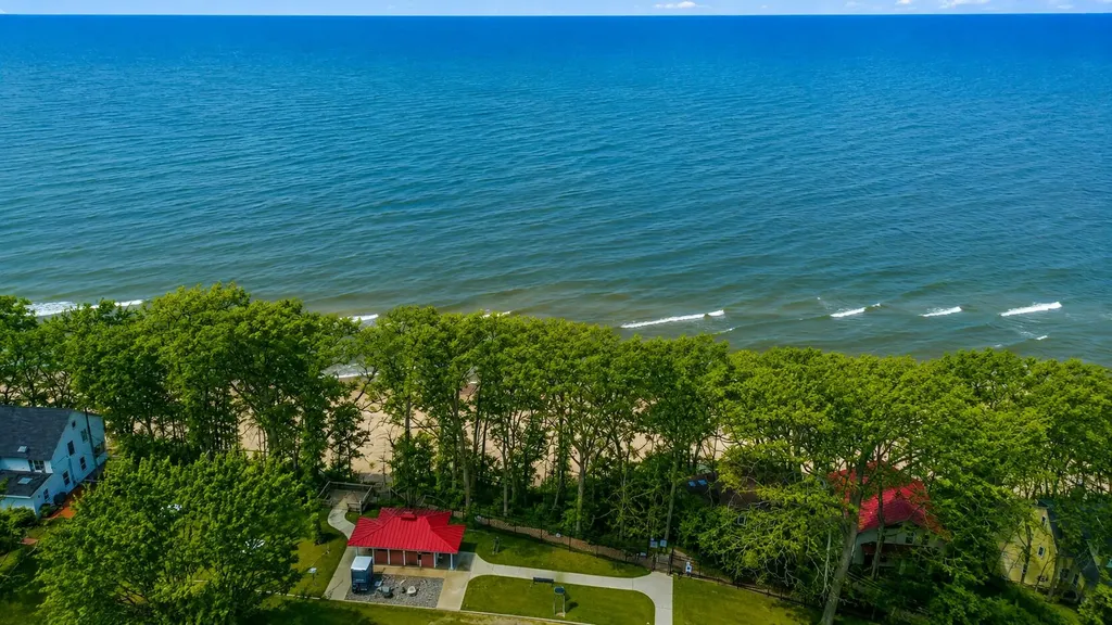 3048 Park Drive Unknown City MI 49406