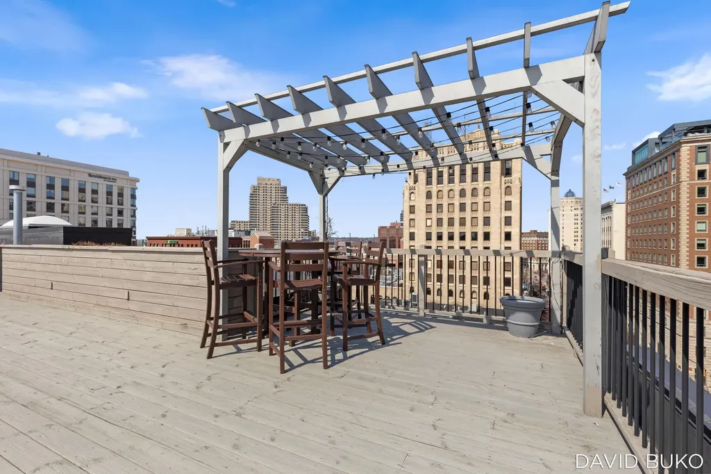 49 Monroe Center Street NW Grand Rapids City MI 49503