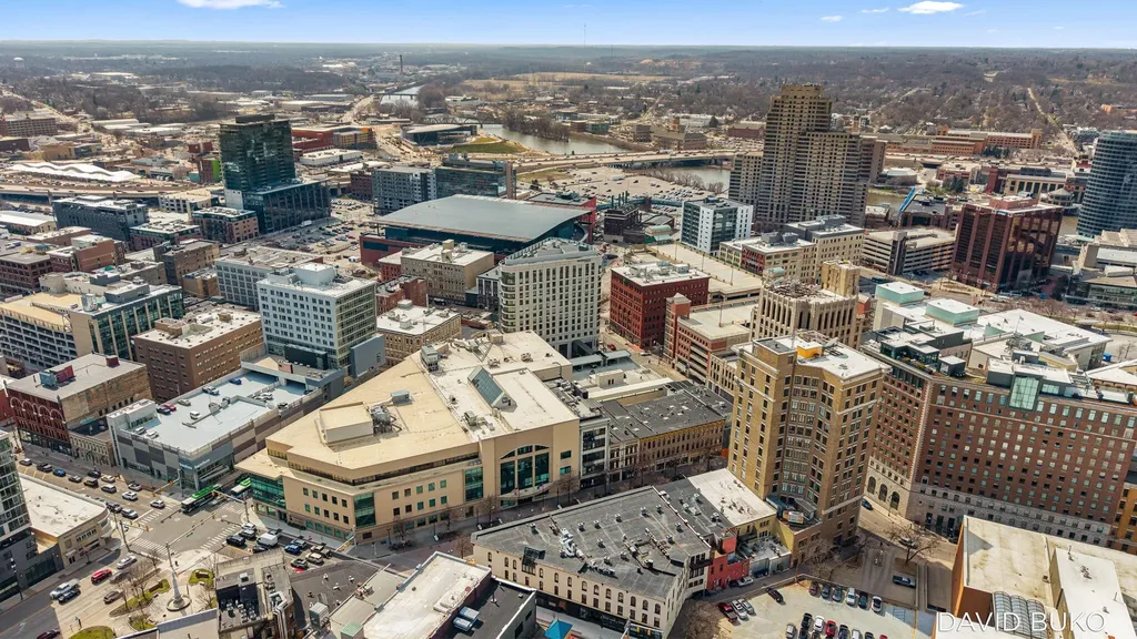49 Monroe Center Street NW Grand Rapids City MI 49503