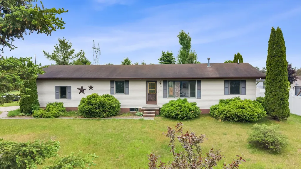 301 Ragen-bogen Drive Bagley Township MI 49735