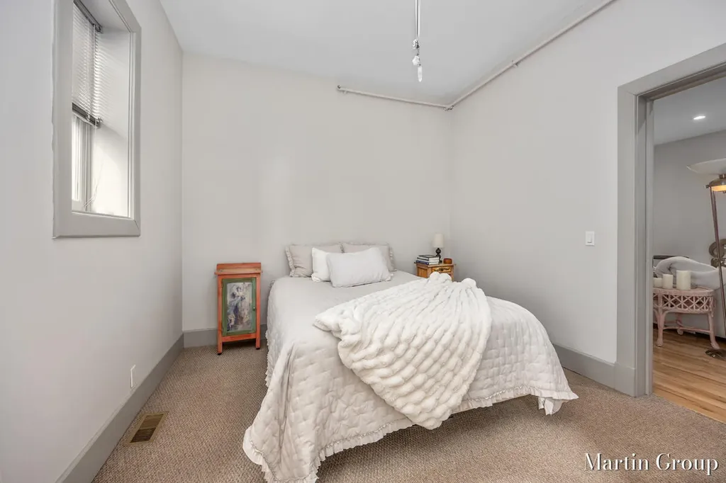 44 Lafayette Avenue NE Grand Rapids City MI 49503