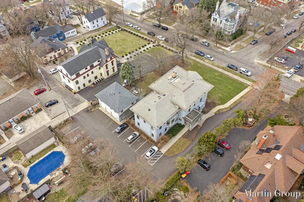 44 Lafayette Avenue NE Grand Rapids City MI 49503