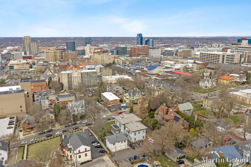 44 Lafayette Avenue NE Grand Rapids City MI 49503