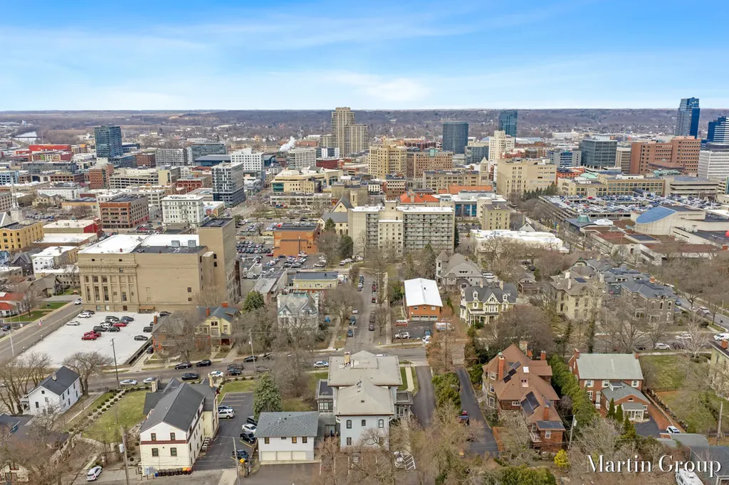 44 Lafayette Avenue NE Grand Rapids City MI 49503