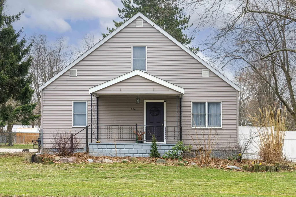 904 60th Street SE Gaines Charter Township MI 49508