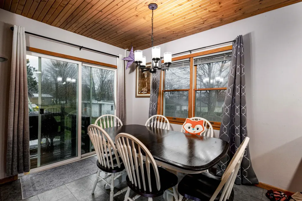 904 60th Street SE Gaines Charter Township MI 49508