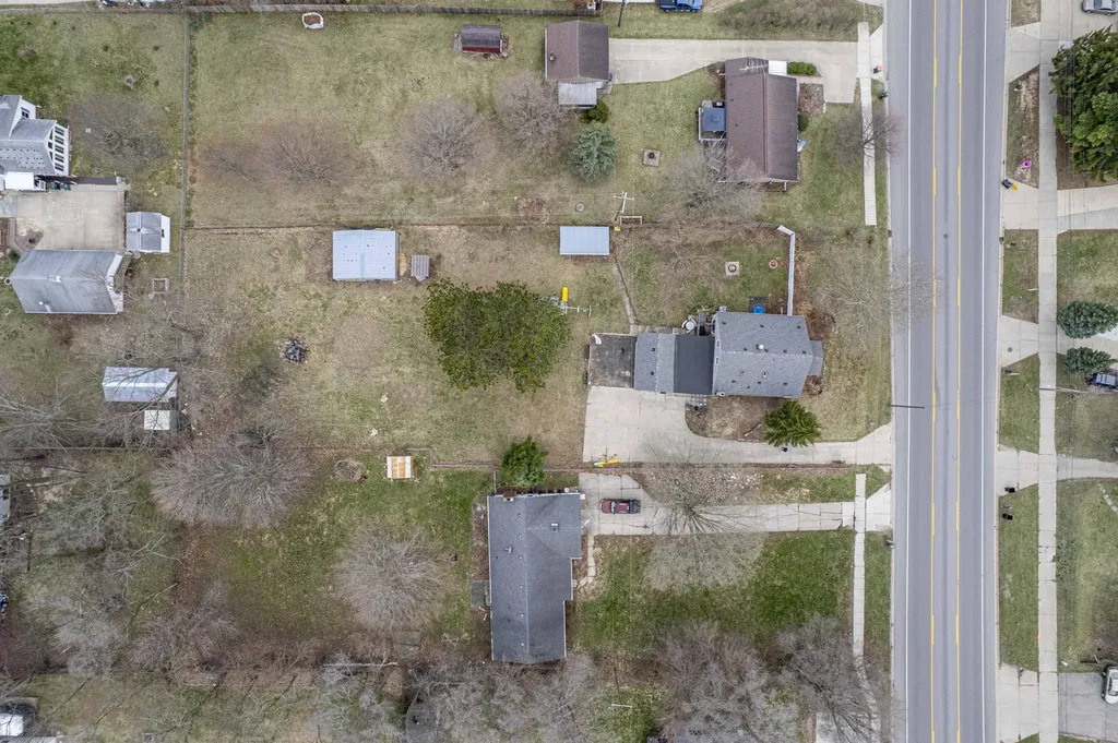 904 60th Street SE Gaines Charter Township MI 49508