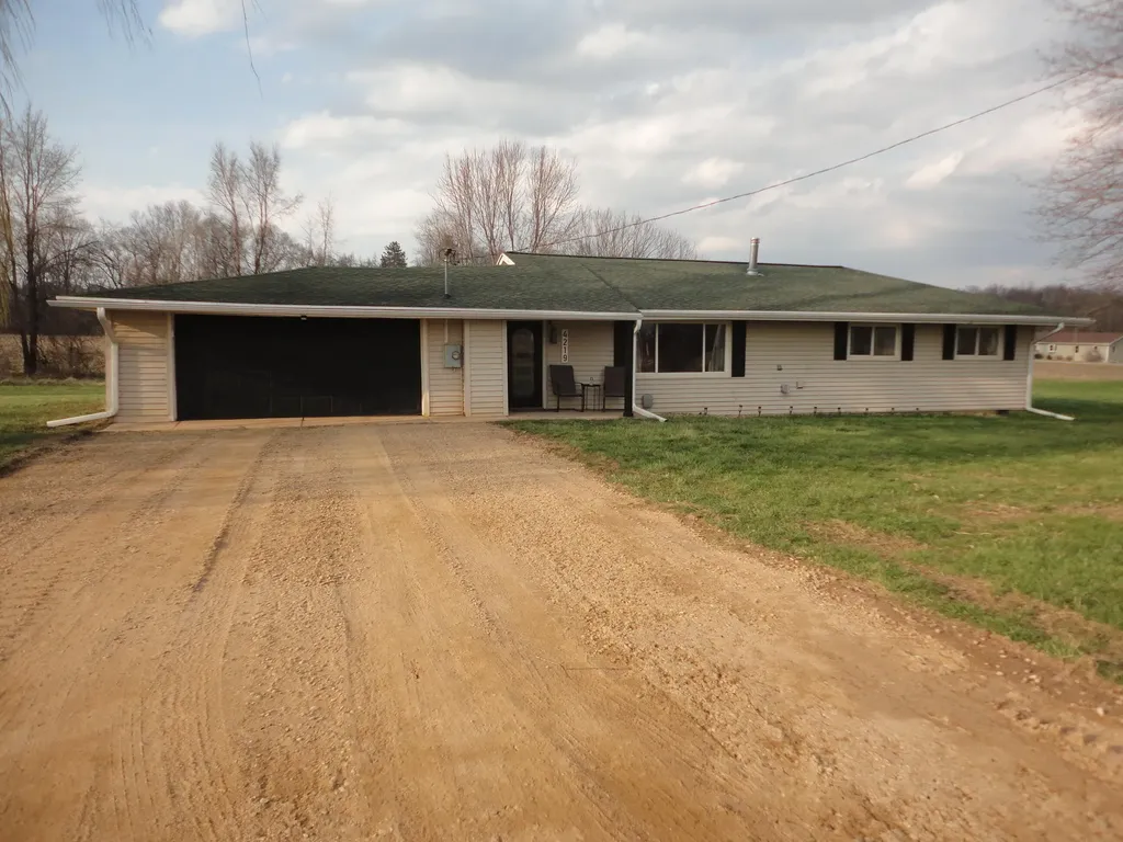 4219 W 110th Avenue Cheshire Township MI 49010