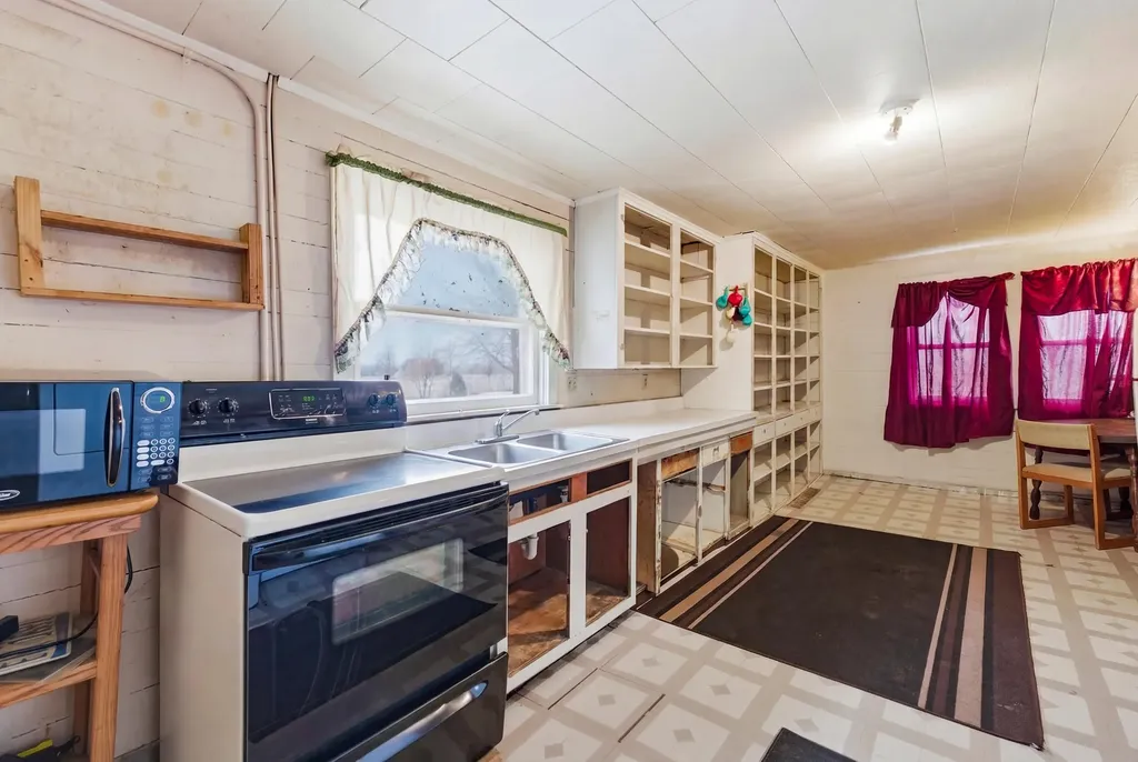 2217 126th Avenue Hopkins Township MI 49328
