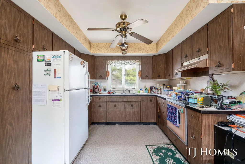 5818 E Sternberg Road Sullivan Township MI 49415