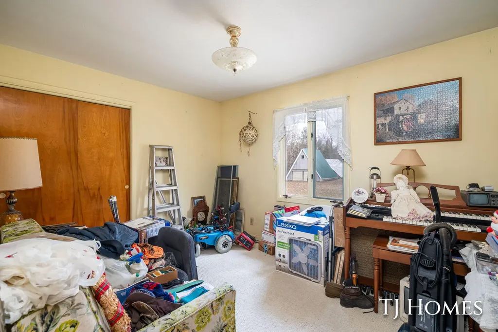 5818 E Sternberg Road Sullivan Township MI 49415