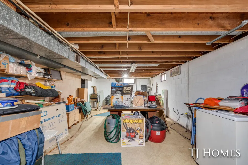 5818 E Sternberg Road Sullivan Township MI 49415