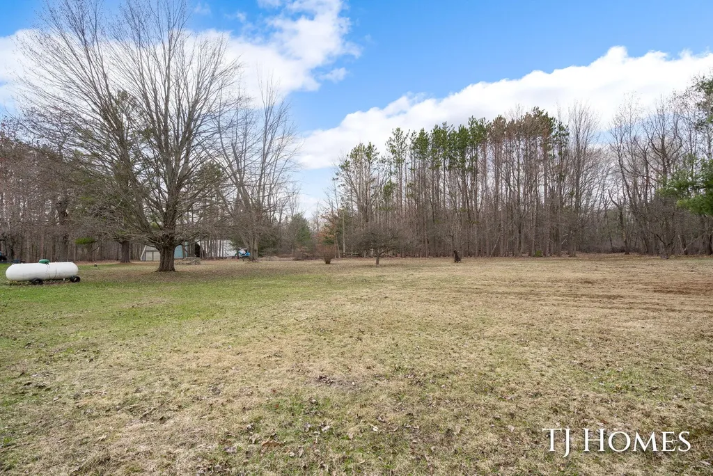 5818 E Sternberg Road Sullivan Township MI 49415