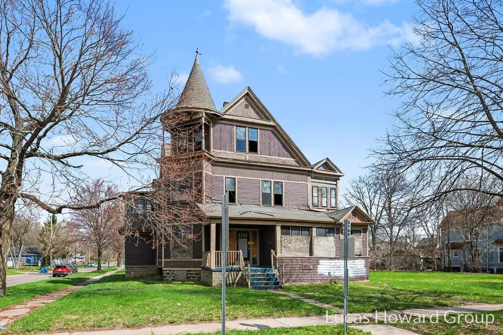 836 West North Street Kalamazoo City MI 49007