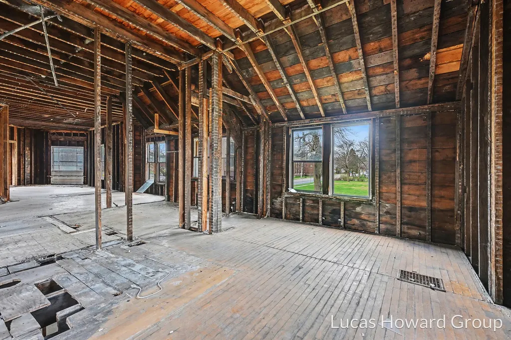 836 West North Street Kalamazoo City MI 49007